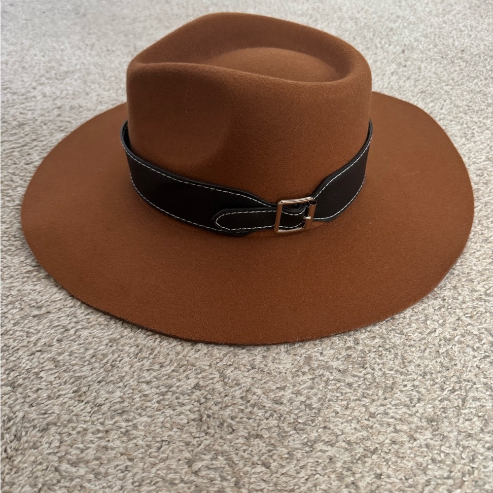 Brown women’s stylish Fedora
